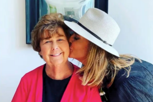 Savannah Guthrie kissing her mother Nancy Guthrie on the cheek